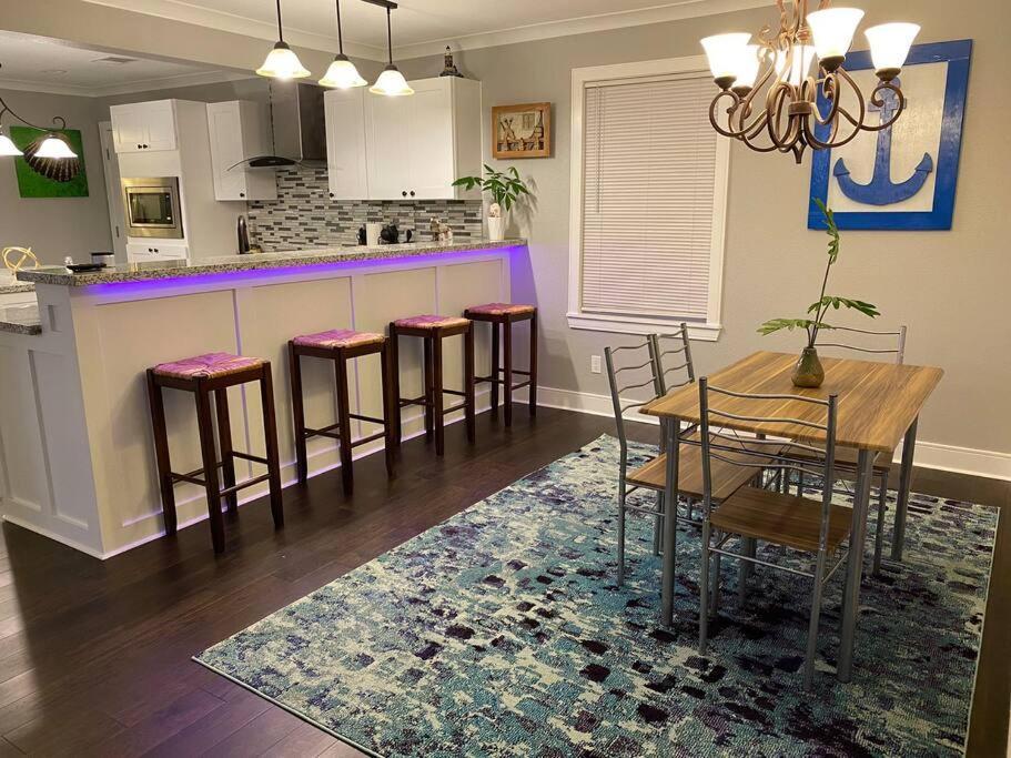 The Ocean'S Resort - Modern Amenities 加尔维斯敦 外观 照片